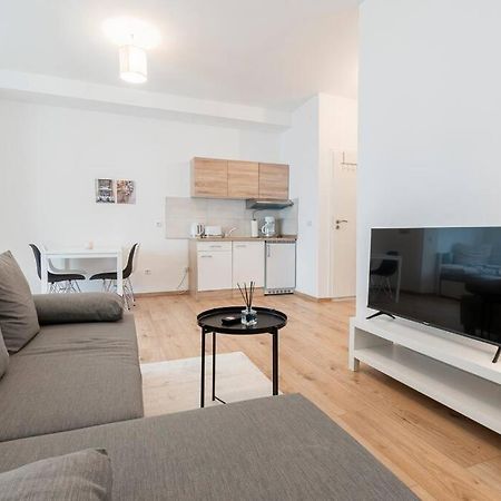 Stilvolles Apartment Fuer 4 Pers. BRE Exterior photo
