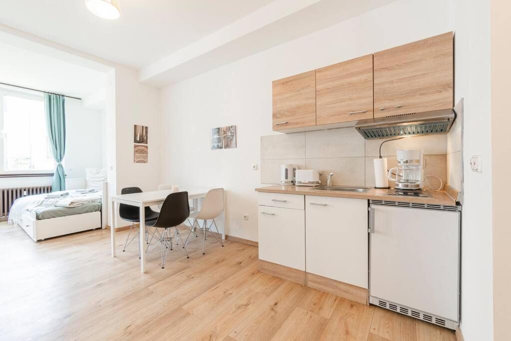 Stilvolles Apartment Fuer 4 Pers. BRE Exterior photo